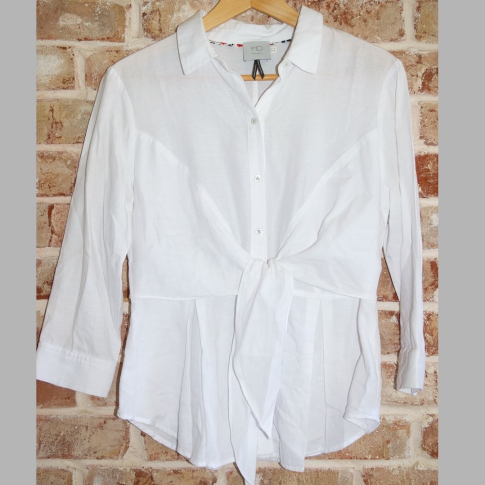 Anthropologie HD in Paris white button up shirt with front tie detail, size 6